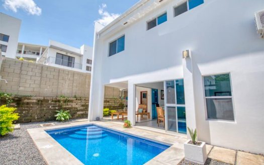 Casa Lystra