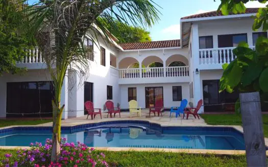 Casa Playa Coco - Sol & Playa Vacation Rentals in Nicaragua