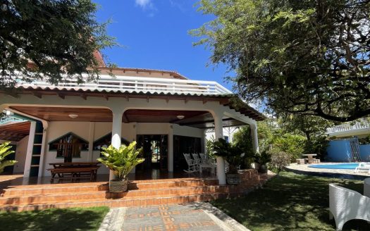 Casa Rocas
